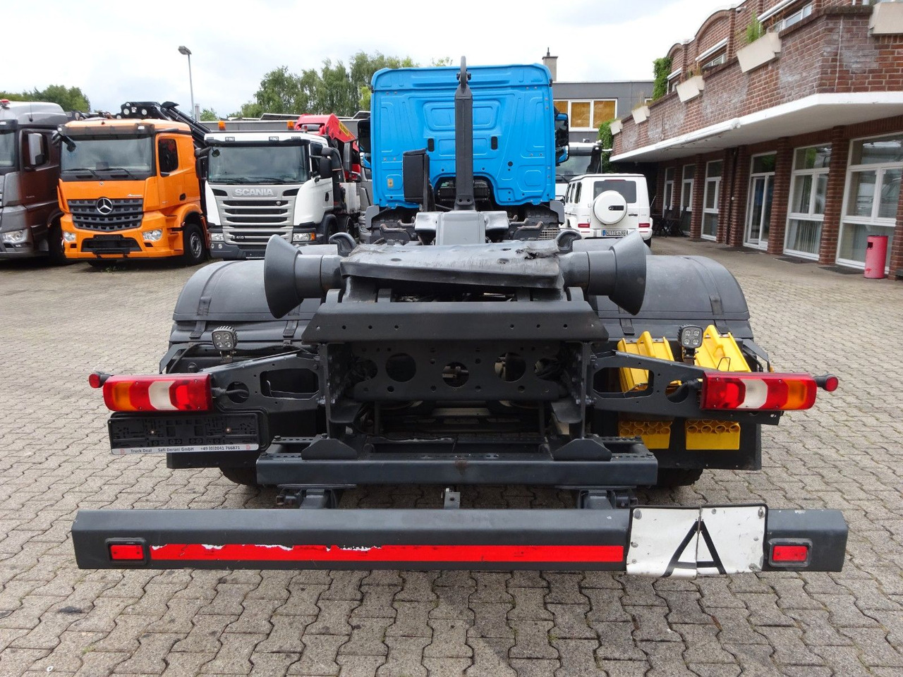 Camion ampliroll Mercedes-Benz 2533 Antos MULTILIFT Abroller 6x2: photos 18