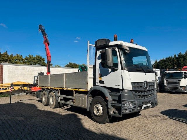 Mercedes-Benz 2636 Pritsche + Fassi F135 Kran 6x4 Blatt-Blatt - Camion grue: photos 3 Mercedes-Benz 2636 Pritsche + Fassi F135 Kran 6x4 Blatt-Blatt - Camion grue: photos 3