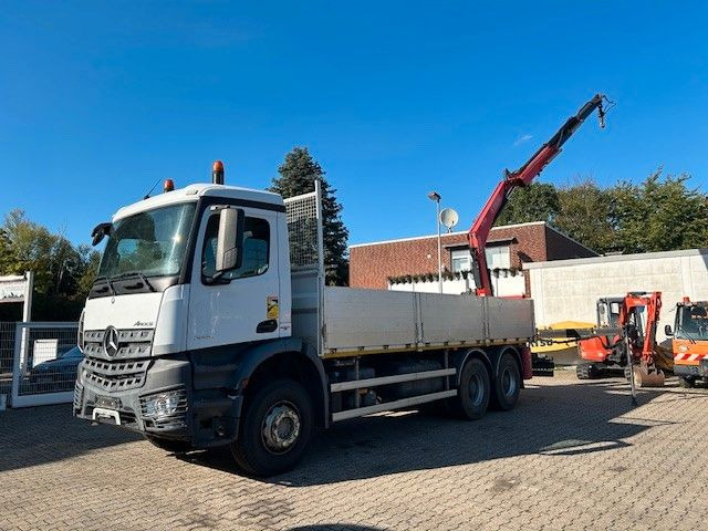 Mercedes-Benz 2636 Pritsche + Fassi F135 Kran 6x4 Blatt-Blatt - Camion grue: photos 2 Mercedes-Benz 2636 Pritsche + Fassi F135 Kran 6x4 Blatt-Blatt - Camion grue: photos 2