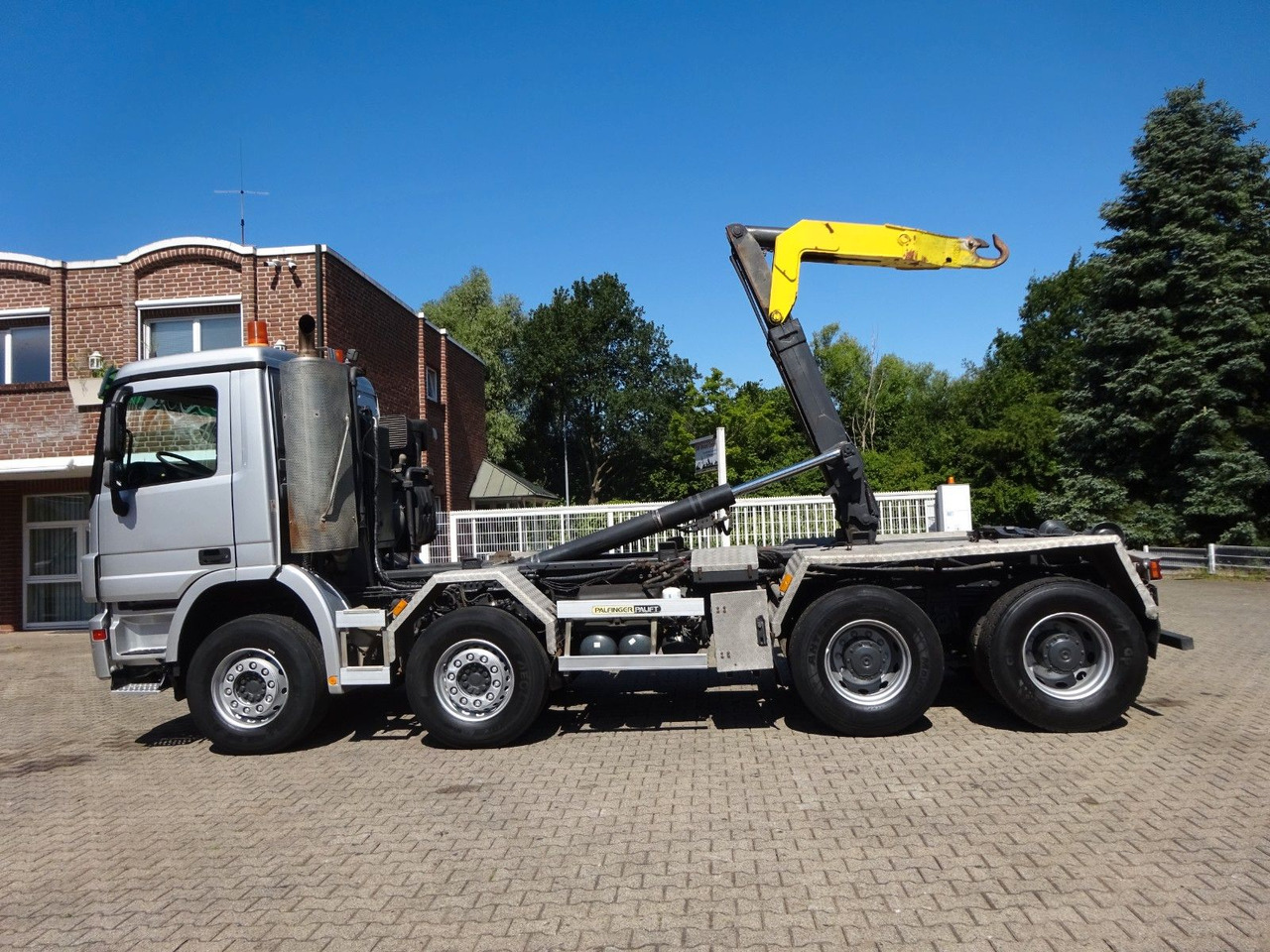 Mercedes-Benz 3244 Actros PALFINGER Abroller 8x4 - Camion ampliroll: photos 5 Mercedes-Benz 3244 Actros PALFINGER Abroller 8x4 - Camion ampliroll: photos 5