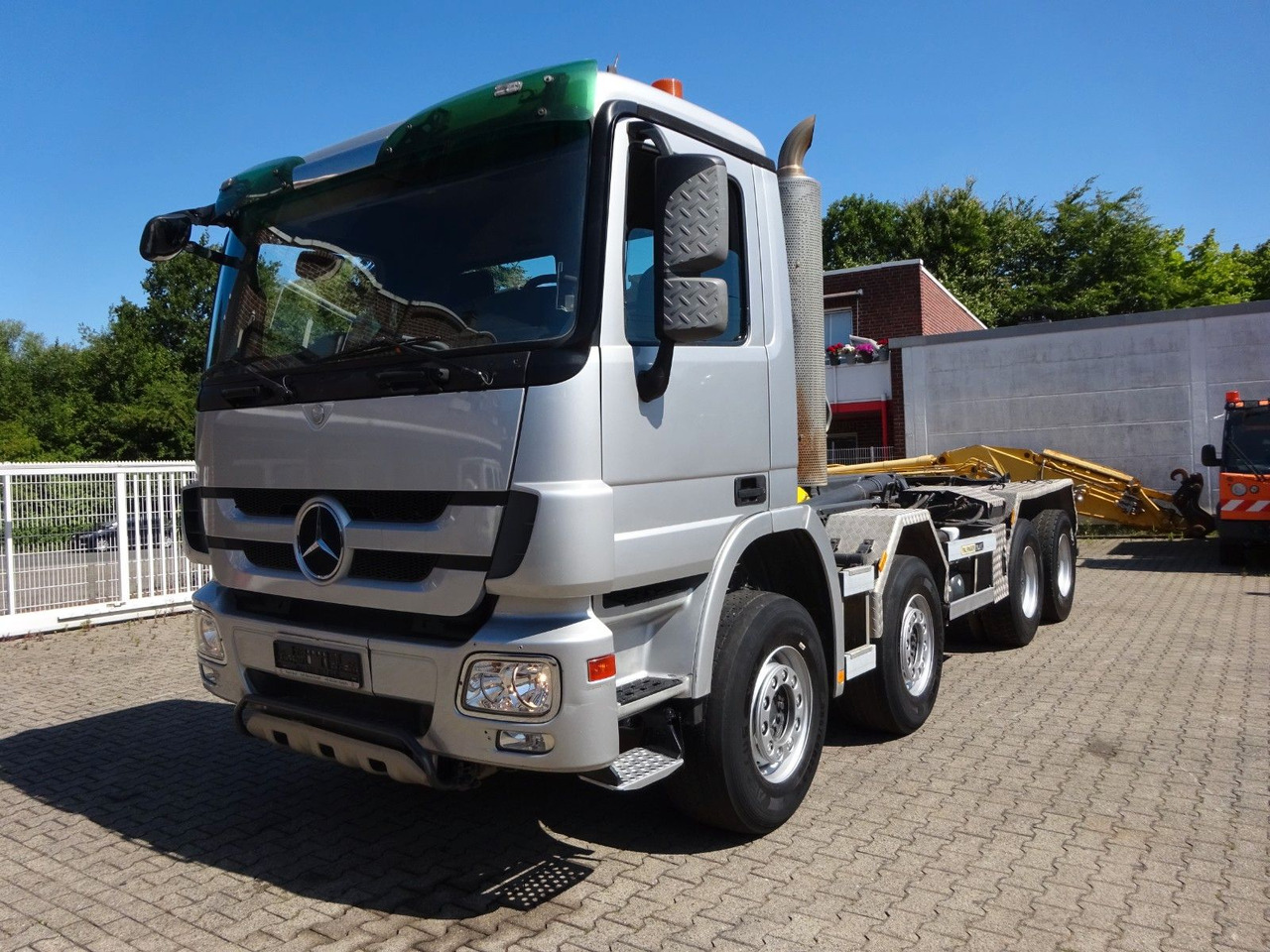 Mercedes-Benz 3244 Actros PALFINGER Abroller 8x4 - Camion ampliroll: photos 1 Mercedes-Benz 3244 Actros PALFINGER Abroller 8x4 - Camion ampliroll: photos 1