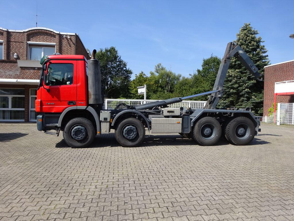 Mercedes-Benz 3246 Actros Abroller K45 8x4 Knickhacken Mercedes-Benz 3246 Actros Abroller K45 8x4 Knickhacken - Camion ampliroll: photos 3 Mercedes-Benz 3246 Actros Abroller K45 8x4 Knickhacken Mercedes-Benz 3246 Actros Abroller K45 8x4 Knickhacken - Camion ampliroll: photos 3