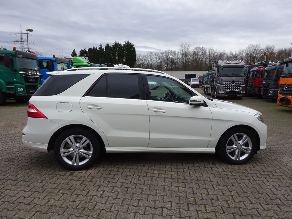 Mercedes-Benz ML 350 CDI BlueTec - SUV: photos 5 Mercedes-Benz ML 350 CDI BlueTec - SUV: photos 5