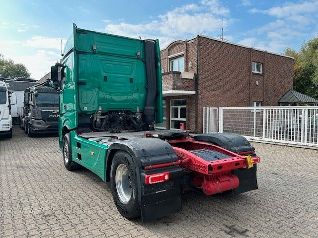 Mercedes-Benz 1851 Actros SZM mit Kipper-Pumpe 4x2 - Tracteur routier: photos 4 Mercedes-Benz 1851 Actros SZM mit Kipper-Pumpe 4x2 - Tracteur routier: photos 4