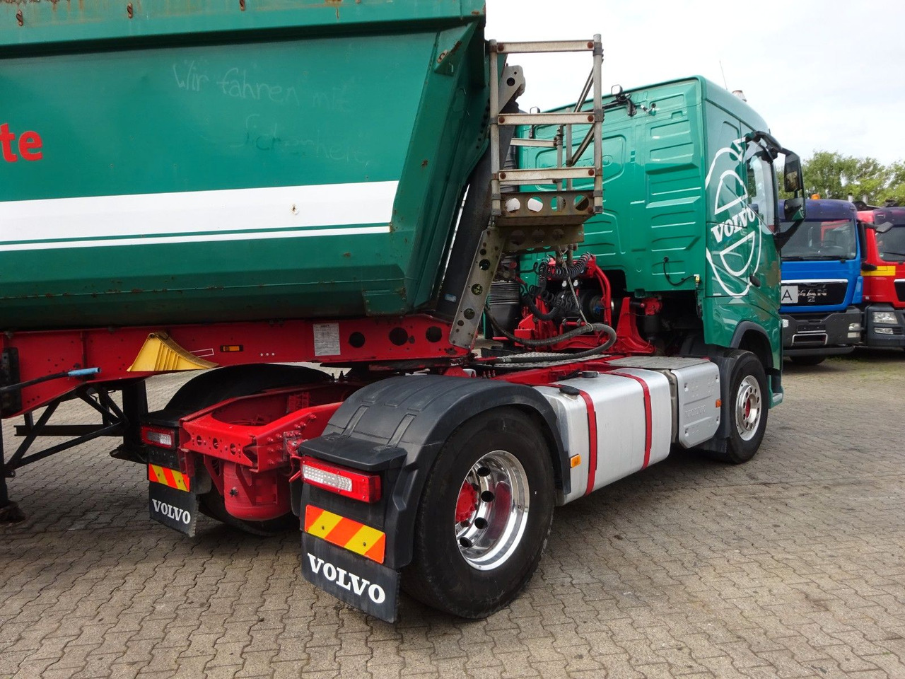 Volvo FH 550 SZM mit Hydraulik Pumpe - Tracteur routier: photos 4 Volvo FH 550 SZM mit Hydraulik Pumpe - Tracteur routier: photos 4