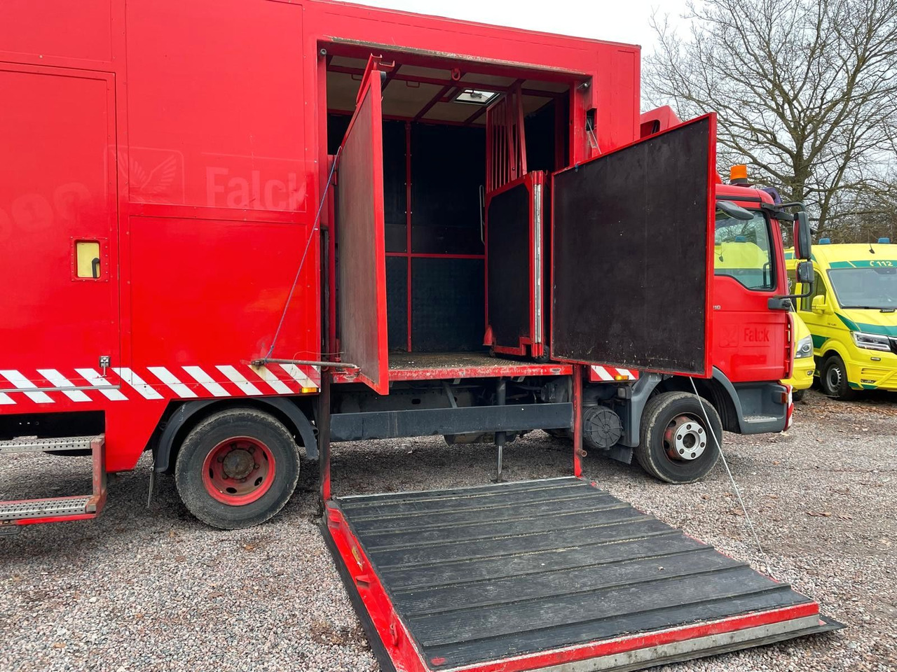 MAN TGL 10.210 Fg MAN TGL 10.210 Fg Tier & Pferde transport - Camion fourgon: photos 2 MAN TGL 10.210 Fg MAN TGL 10.210 Fg Tier & Pferde transport - Camion fourgon: photos 2