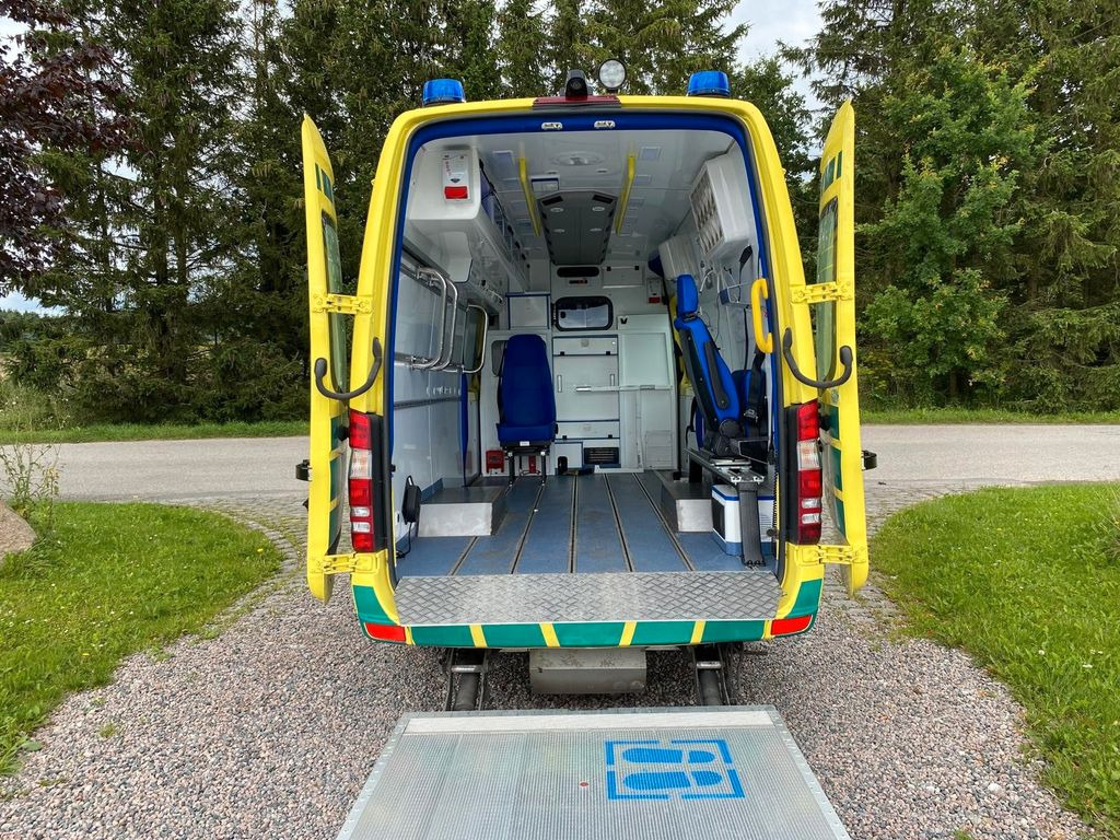 Ambulance Mercedes-Benz Sprinter 519 CDI MAXI +Lift *25800€ netto: photos 7