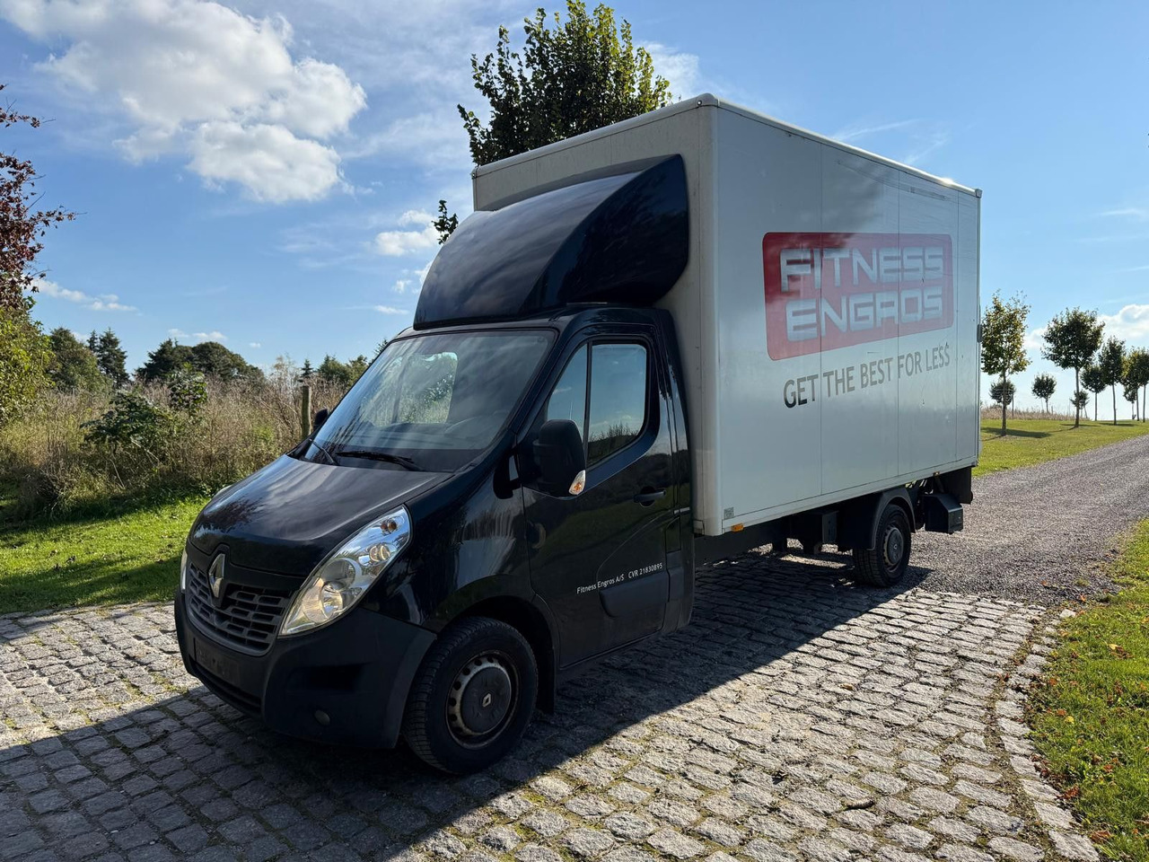 Renault Master III 2.3dCi box L:4,2 m x H:2,5m x B:2,2m - Utilitaire plateau: photos 2 Renault Master III 2.3dCi box L:4,2 m x H:2,5m x B:2,2m - Utilitaire plateau: photos 2