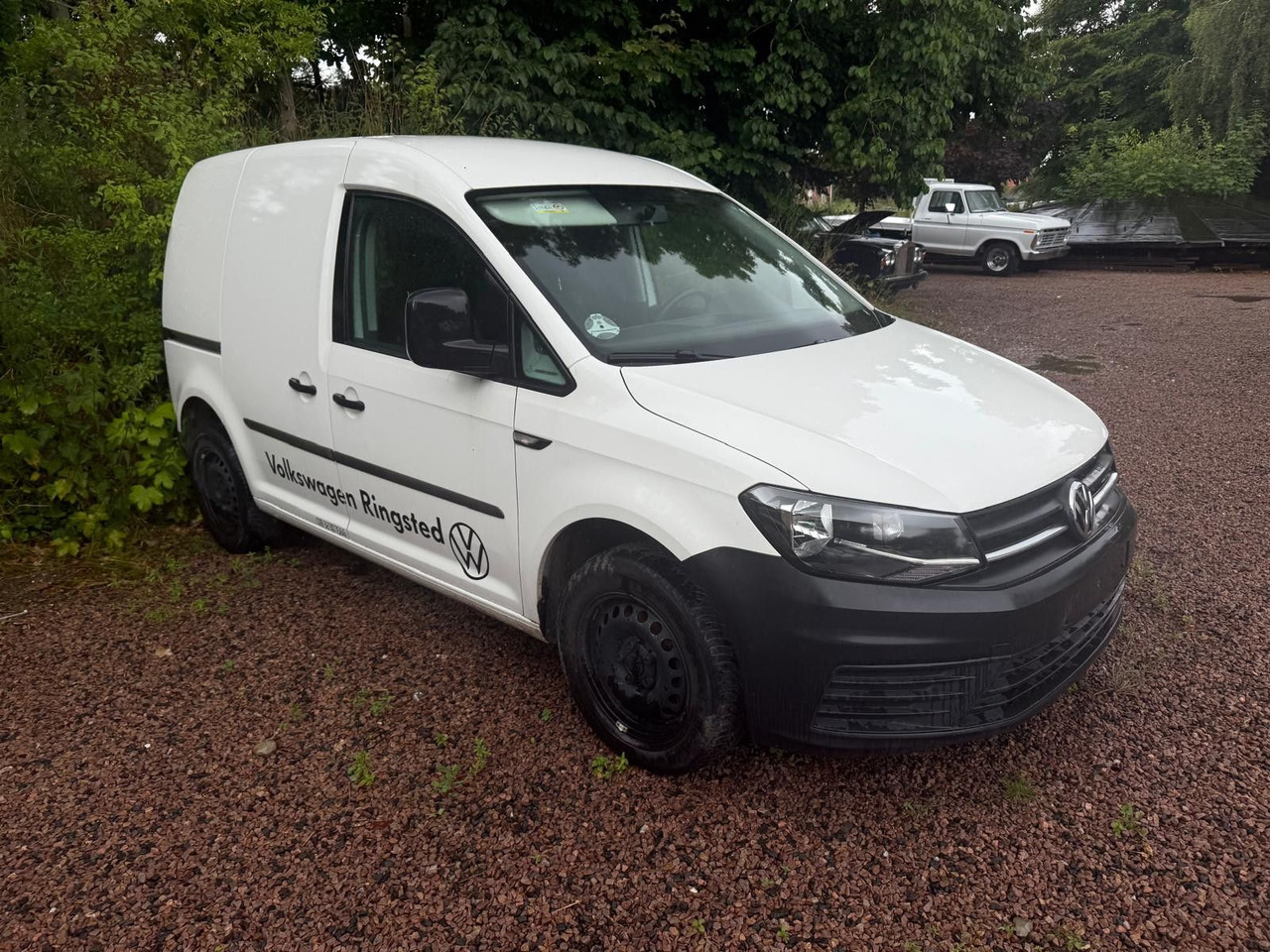 Volkswagen Caddy 2.0 TDI *A/C *ENGINE DEFECT - Fourgonnette: photos 1 Volkswagen Caddy 2.0 TDI *A/C *ENGINE DEFECT - Fourgonnette: photos 1