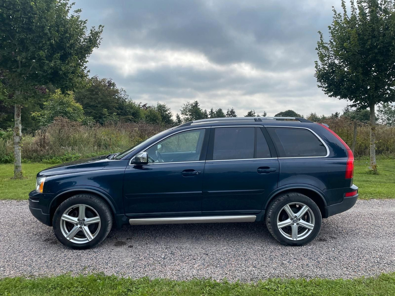 Volvo XC 90 XC90 D5 R-Design Geartronic - SUV: photos 2 Volvo XC 90 XC90 D5 R-Design Geartronic - SUV: photos 2