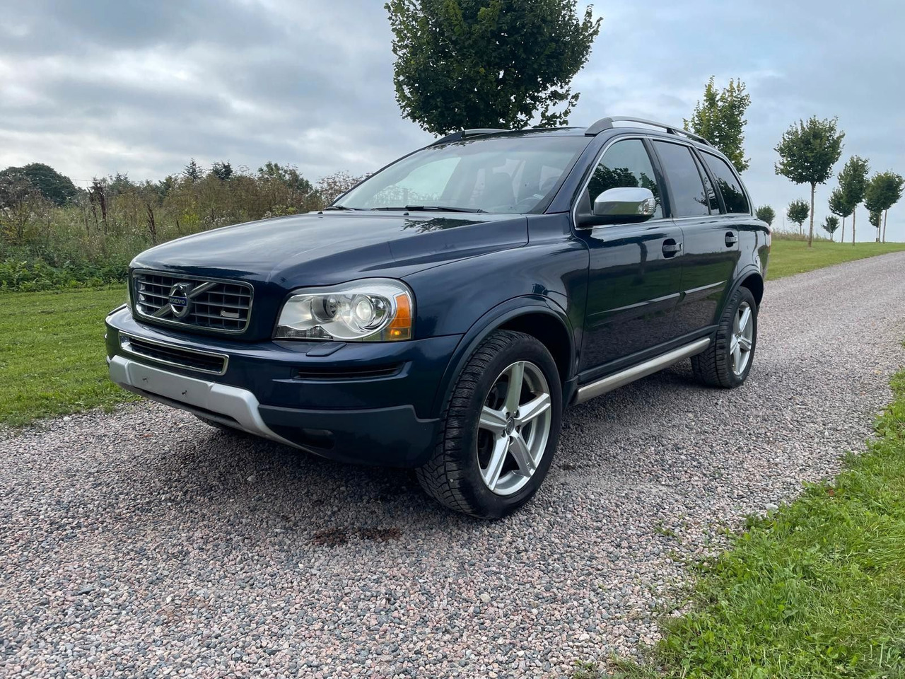 Volvo XC 90 XC90 D5 R-Design Geartronic - SUV: photos 1 Volvo XC 90 XC90 D5 R-Design Geartronic - SUV: photos 1