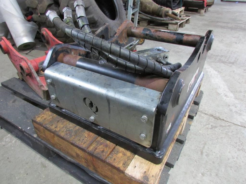 OilQuick OQ 65 Adapterplatte 2.900 EUR - Accessoire pour Engins de chantier: photos 4 OilQuick OQ 65 Adapterplatte 2.900 EUR - Accessoire pour Engins de chantier: photos 4