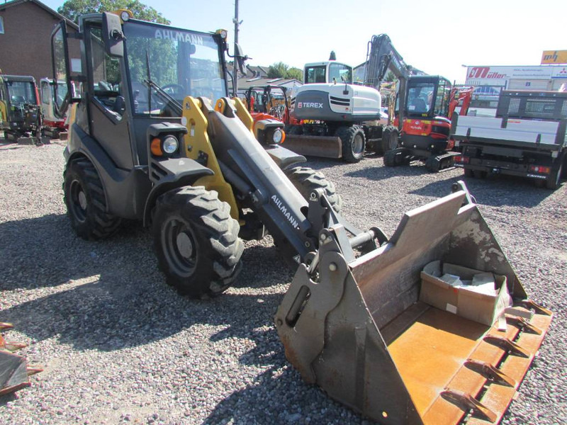 Ahlmann AX 850 Radlader Mecalac - Chargeuse sur pneus: photos 2 Ahlmann AX 850 Radlader Mecalac - Chargeuse sur pneus: photos 2