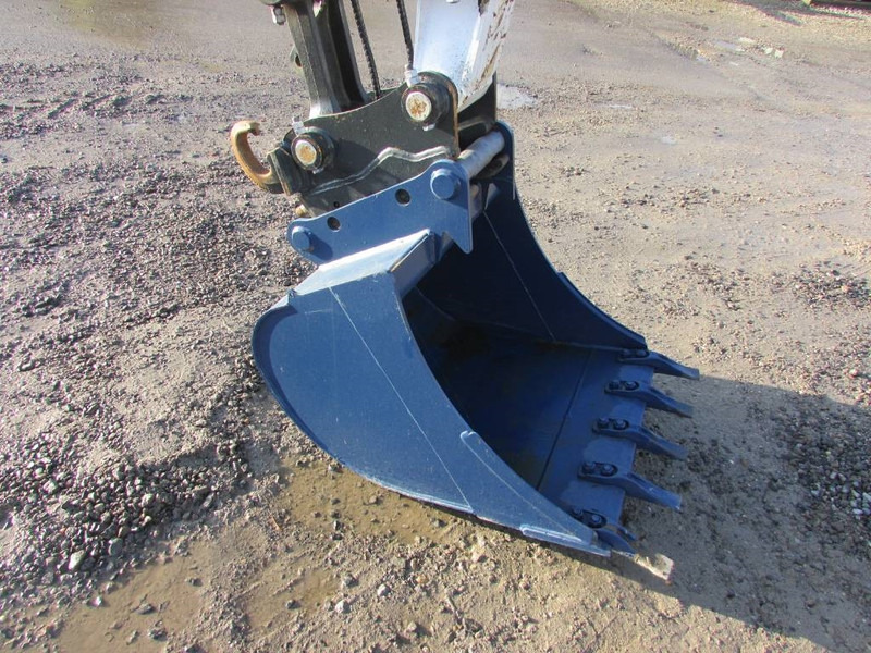 Bobcat E 88 R2 Minibagger 72.500 EUR - Mini pelle: photos 3 Bobcat E 88 R2 Minibagger 72.500 EUR - Mini pelle: photos 3