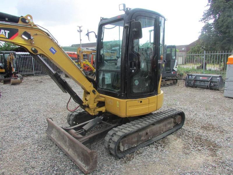 Cat 303.5 D CR Minibagger 21.500 EUR - Mini pelle: photos 2 Cat 303.5 D CR Minibagger 21.500 EUR - Mini pelle: photos 2