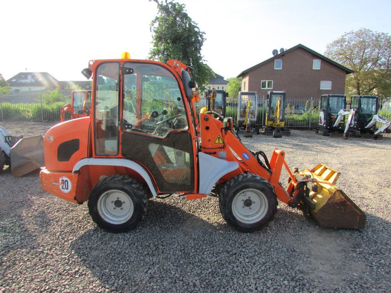 Kramer 5035 Radlader 20.000 EUR - Chargeuse sur pneus: photos 5 Kramer 5035 Radlader 20.000 EUR - Chargeuse sur pneus: photos 5