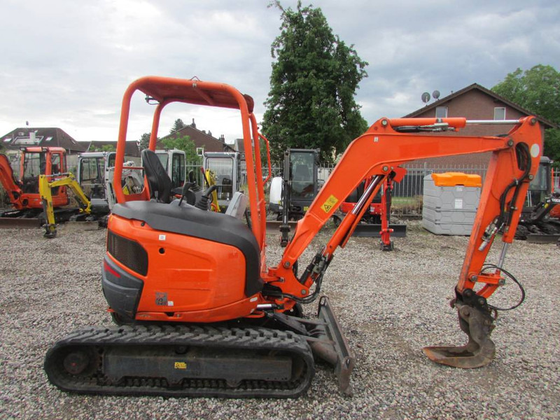 Kubota U 27-4 Canopy Minibagger 17.500 EUR - Mini pelle: photos 4 Kubota U 27-4 Canopy Minibagger 17.500 EUR - Mini pelle: photos 4