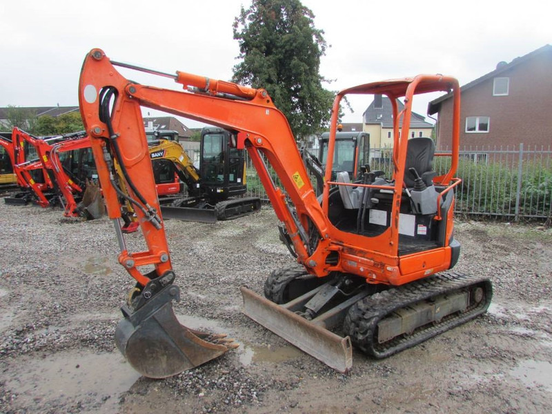 Kubota U 27-4 Canopy Minibagger 17.500 EUR - Mini pelle: photos 2 Kubota U 27-4 Canopy Minibagger 17.500 EUR - Mini pelle: photos 2