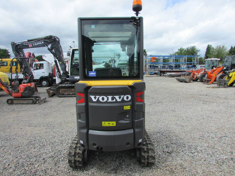 Volvo EC 18 E Minibagger 24.500 EUR - Mini pelle: photos 5 Volvo EC 18 E Minibagger 24.500 EUR - Mini pelle: photos 5