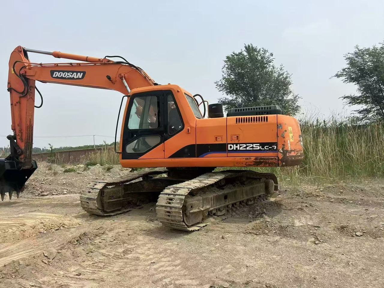 DOOSAN DH225LC-7 - Pelle sur chenille: photos 4 DOOSAN DH225LC-7 - Pelle sur chenille: photos 4