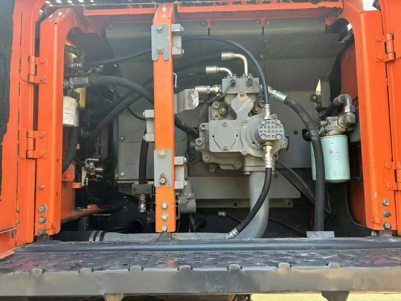 HITACHI ZX470-5G - Pelle sur chenille: photos 4 HITACHI ZX470-5G - Pelle sur chenille: photos 4