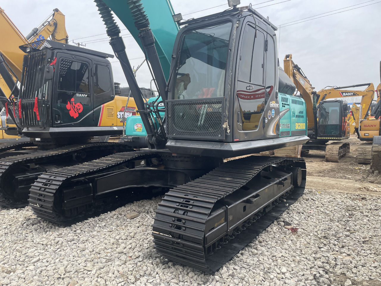 KOBELCO SK200-8 - Pelle sur chenille: photos 5 KOBELCO SK200-8 - Pelle sur chenille: photos 5