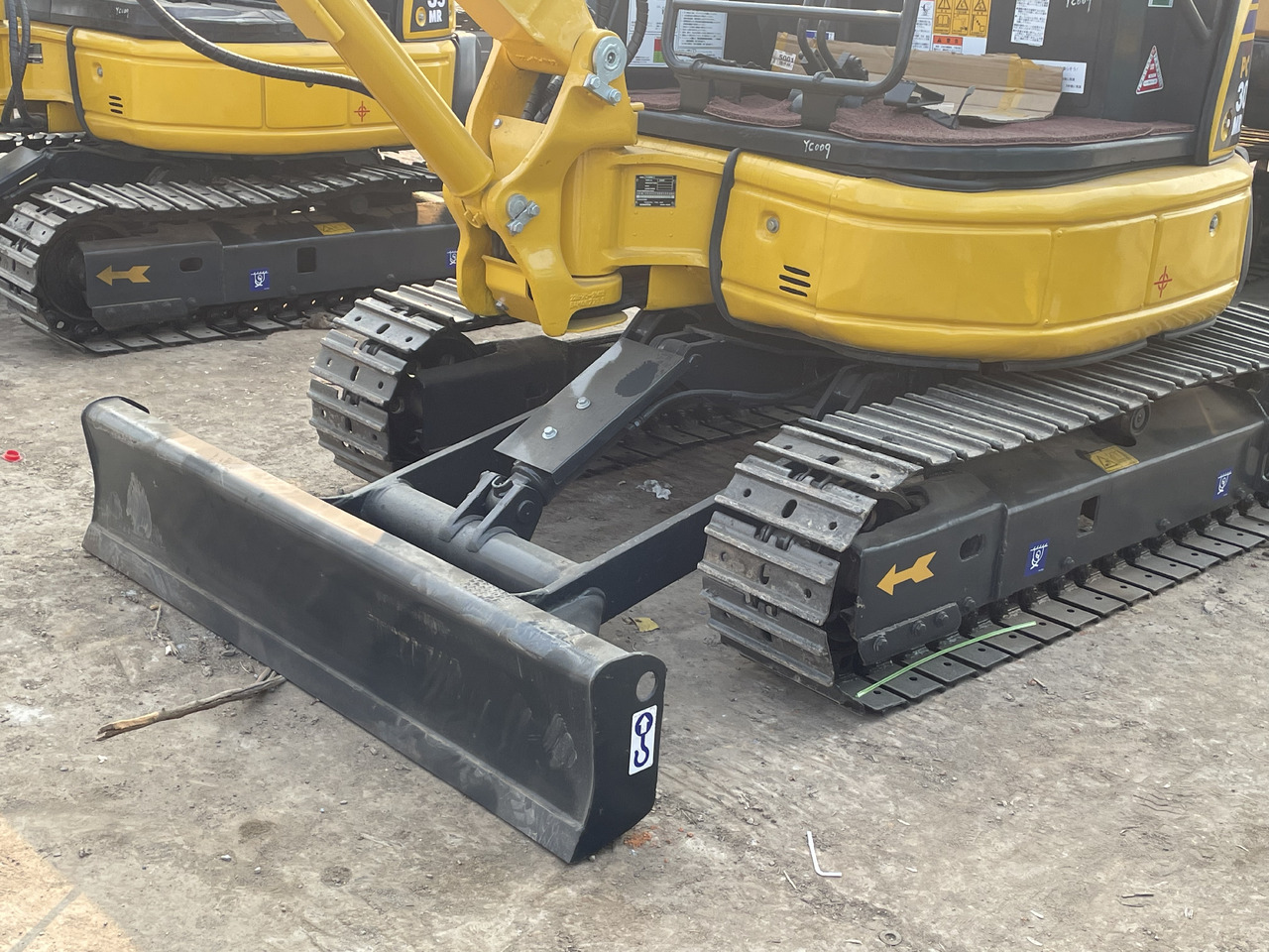 KOMATSU PC30MR-3 - Mini pelle: photos 5 KOMATSU PC30MR-3 - Mini pelle: photos 5