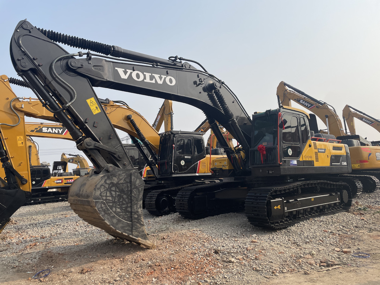 VOLVO EC360 - Pelle sur chenille: photos 3 VOLVO EC360 - Pelle sur chenille: photos 3