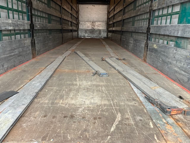 SCHWARZMÜLLER SPA 3/Z - Semi-remorque rideaux coulissants: photos 5 SCHWARZMÜLLER SPA 3/Z - Semi-remorque rideaux coulissants: photos 5