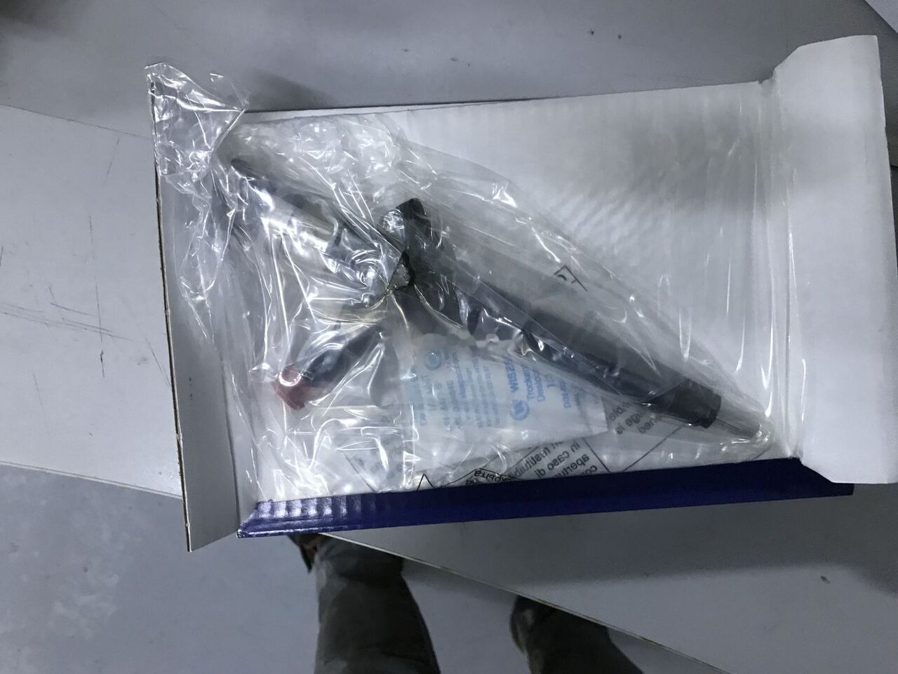 Bosch 095000-5650 for Nissan NAVARA automobile - Injecteur pour Voiture: photos 1 Bosch 095000-5650 for Nissan NAVARA automobile - Injecteur pour Voiture: photos 1