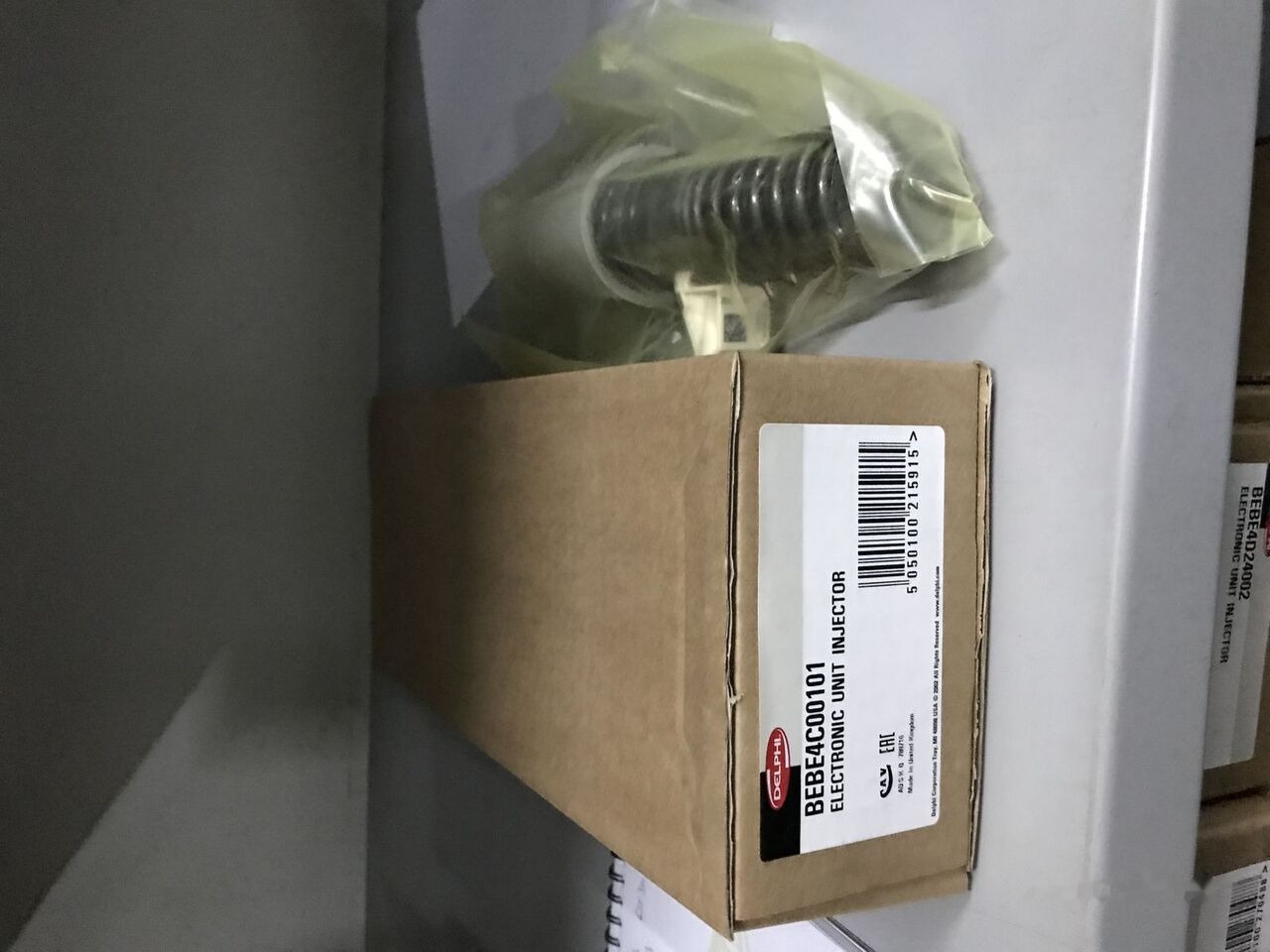 Delphi 2018 20430583 Volvo VOLVO FH SERİES truck - Injecteur pour Camion: photos 3 Delphi 2018 20430583 Volvo VOLVO FH SERİES truck - Injecteur pour Camion: photos 3