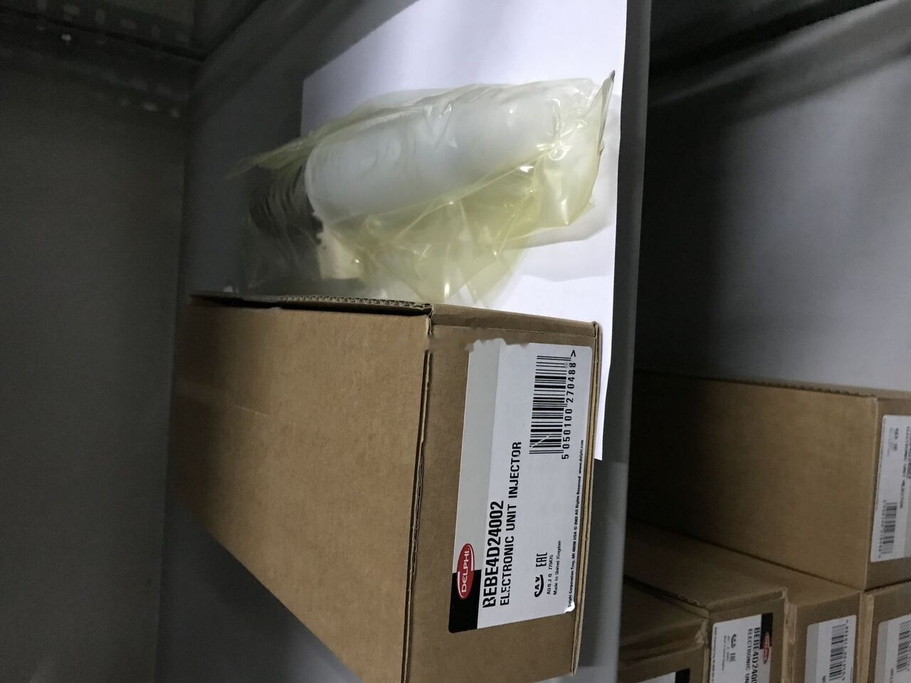 Delphi 2018 BEBE4D24002 Volvo RENAULT-VOLVO truck - Injecteur pour Camion: photos 3 Delphi 2018 BEBE4D24002 Volvo RENAULT-VOLVO truck - Injecteur pour Camion: photos 3