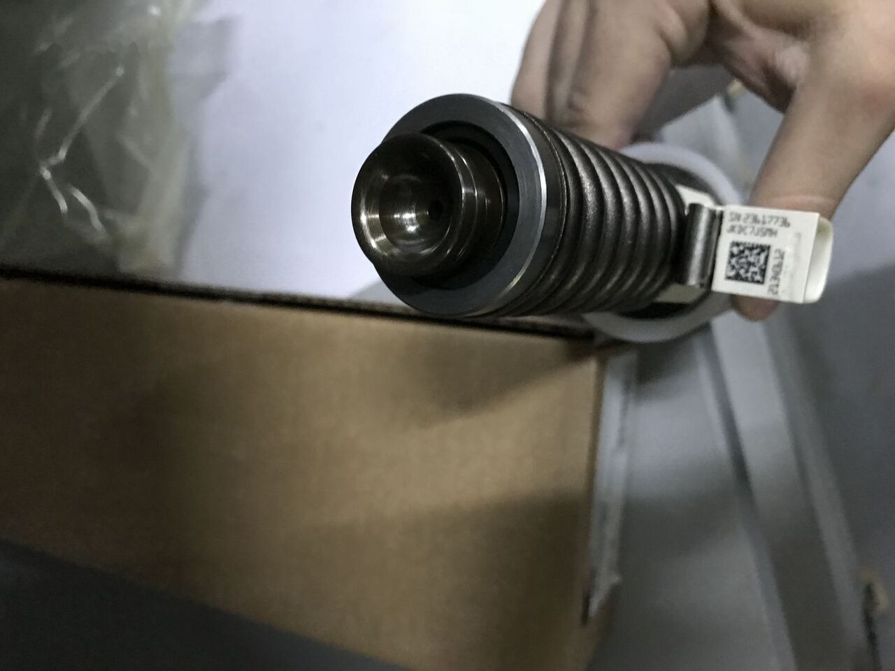 Delphi 2018 BEBE4D24002 Volvo RENAULT-VOLVO truck - Injecteur pour Camion: photos 4 Delphi 2018 BEBE4D24002 Volvo RENAULT-VOLVO truck - Injecteur pour Camion: photos 4