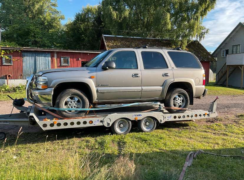2003 Chevrolet Tahoe - SUV: photos 1 2003 Chevrolet Tahoe - SUV: photos 1
