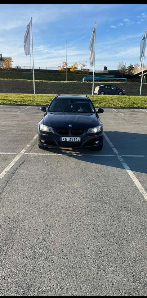 2009 BMW 318d Touring - Voiture: photos 2 2009 BMW 318d Touring - Voiture: photos 2