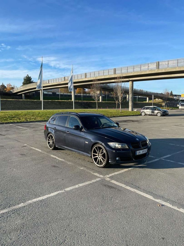 2009 BMW 318d Touring - Voiture: photos 4 2009 BMW 318d Touring - Voiture: photos 4