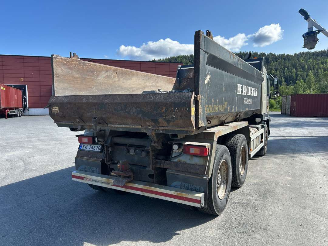 2011 Dumper VOLVO FM 500 Euroklasse 5T - Camion benne: photos 3 2011 Dumper VOLVO FM 500 Euroklasse 5T - Camion benne: photos 3