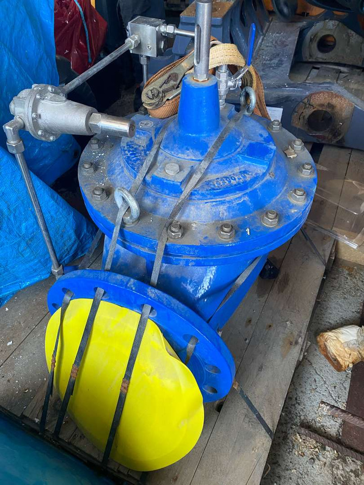 Reduksjonsventil til vann - Outil/ Équipement: photos 3 Reduksjonsventil til vann - Outil/ Équipement: photos 3