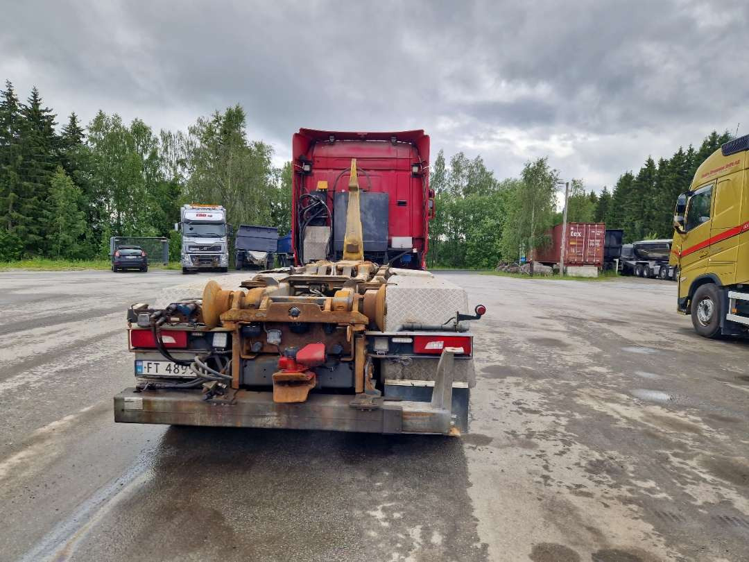 Scania R580 Brøytebil med sideplog og hydraulisk saltsystem - Camion ampliroll: photos 4 Scania R580 Brøytebil med sideplog og hydraulisk saltsystem - Camion ampliroll: photos 4