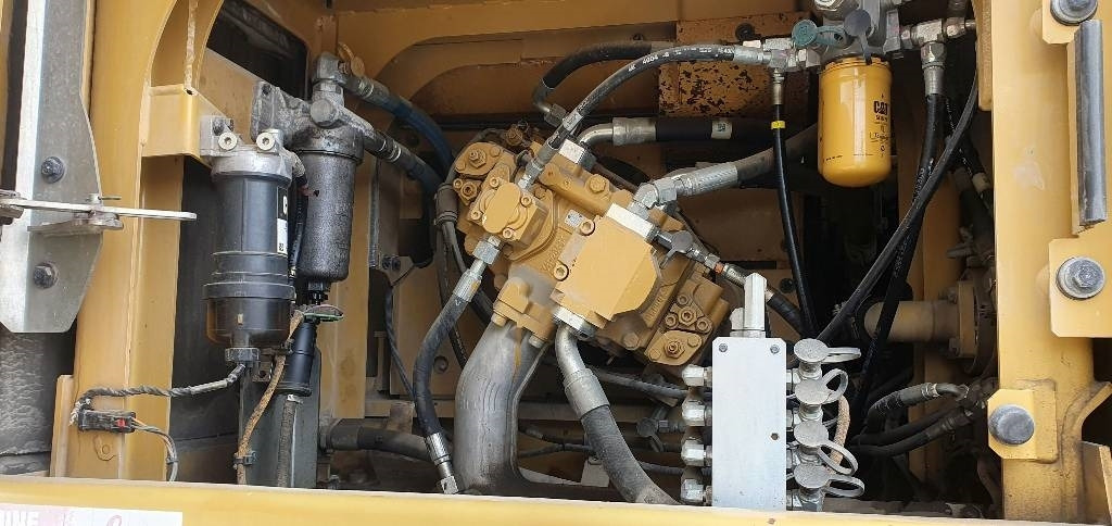 Pelle CAT 330 FLN: photos 12