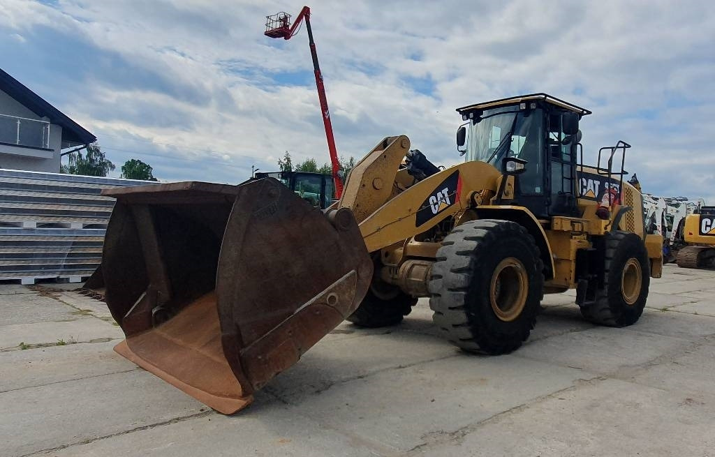 CAT 950 K - Chargeuse sur pneus: photos 1 CAT 950 K - Chargeuse sur pneus: photos 1
