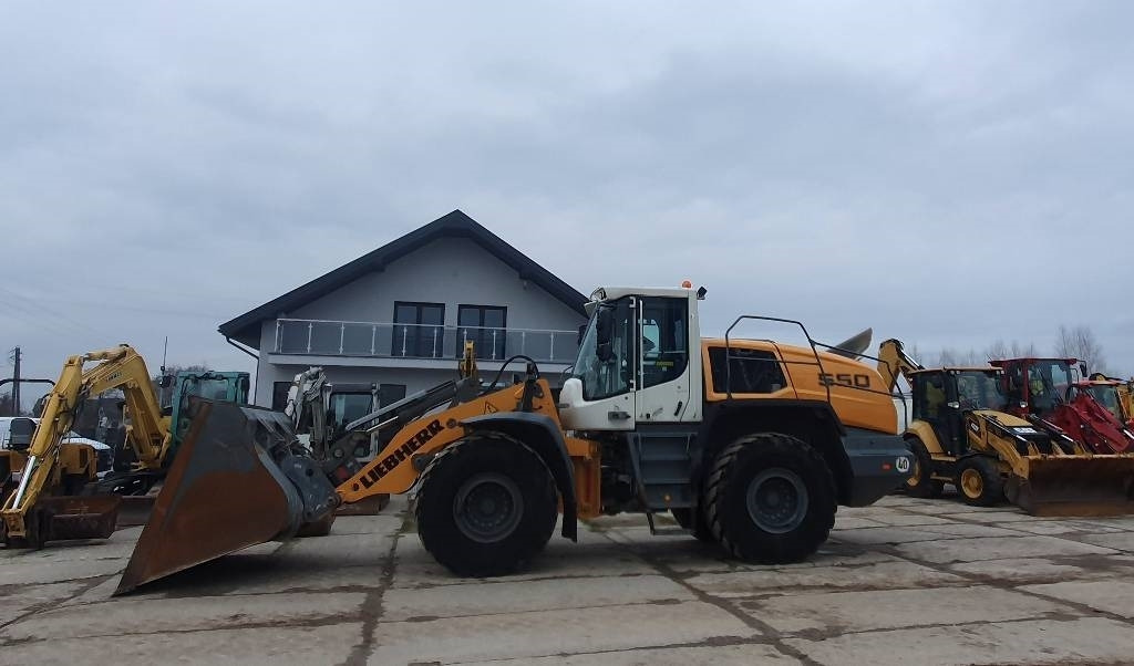 Liebherr L550 xpower - Chargeuse sur pneus: photos 2 Liebherr L550 xpower - Chargeuse sur pneus: photos 2