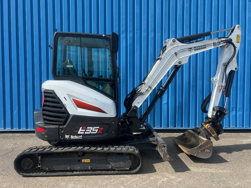 Bobcat E35z – 2022 - Pelle sur chenille: photos 4 Bobcat E35z – 2022 - Pelle sur chenille: photos 4