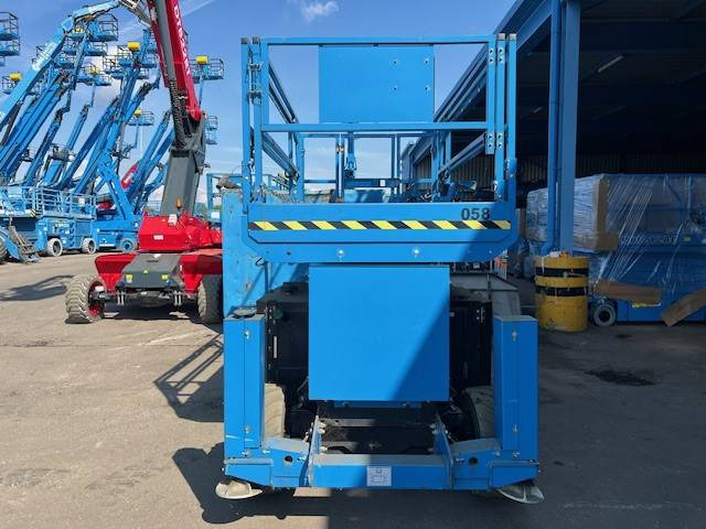 Genie GS 4069 - Nacelle ciseaux: photos 4 Genie GS 4069 - Nacelle ciseaux: photos 4