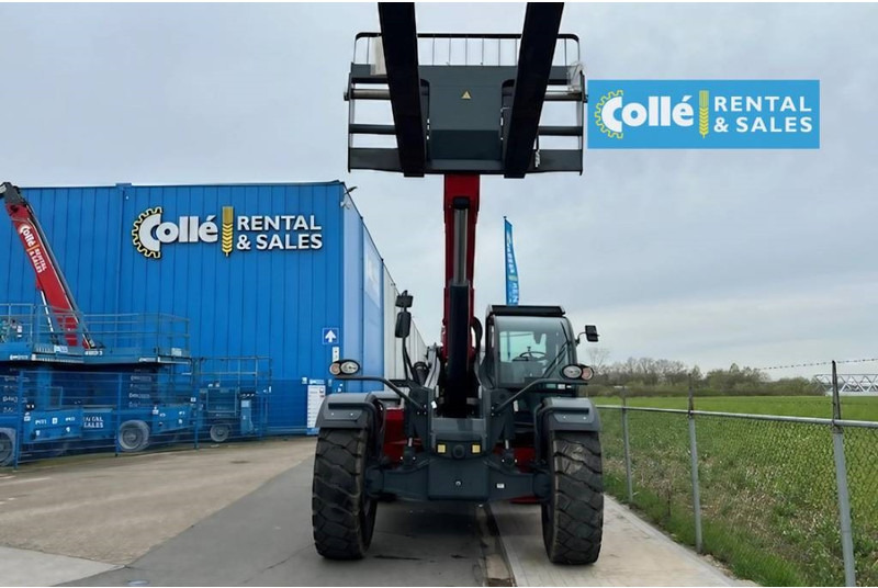 MAGNI HTH 24.11 | 2023 - Chariot télescopique: photos 5 MAGNI HTH 24.11 | 2023 - Chariot télescopique: photos 5