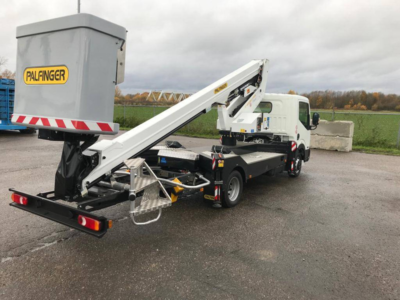 Palfinger P 200 T X E | 2019 - Camion avec nacelle: photos 3 Palfinger P 200 T X E | 2019 - Camion avec nacelle: photos 3