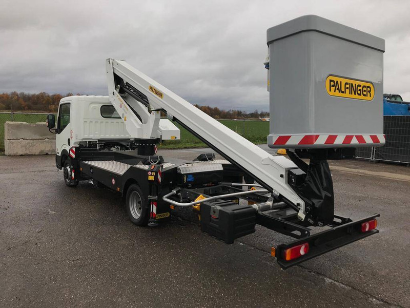 Palfinger P 200 T X E | 2019 - Camion avec nacelle: photos 4 Palfinger P 200 T X E | 2019 - Camion avec nacelle: photos 4