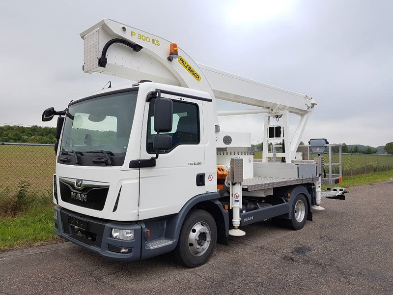 Palfinger P 300 KS | 2022 - Camion avec nacelle: photos 2 Palfinger P 300 KS | 2022 - Camion avec nacelle: photos 2