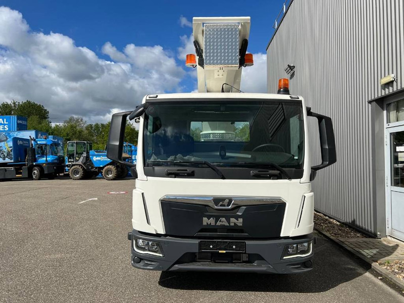 Palfinger P 300 KS | 2023 - Camion avec nacelle: photos 3 Palfinger P 300 KS | 2023 - Camion avec nacelle: photos 3
