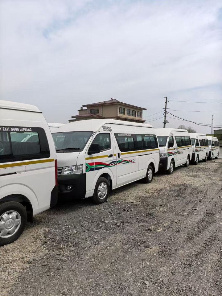 AUMAN - Minibus, Transport de personnes: photos 1 AUMAN - Minibus, Transport de personnes: photos 1